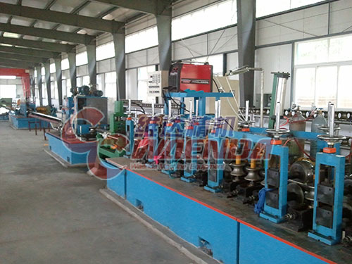 汽車排氣管制管機