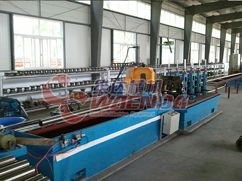 汽車排氣管制管機